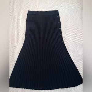 Adrianna Papell Black Ribbed‎ Knit Midi Skirt with Button Detail - XS